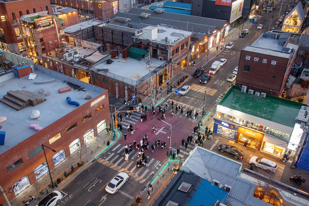 seongsu cafe street